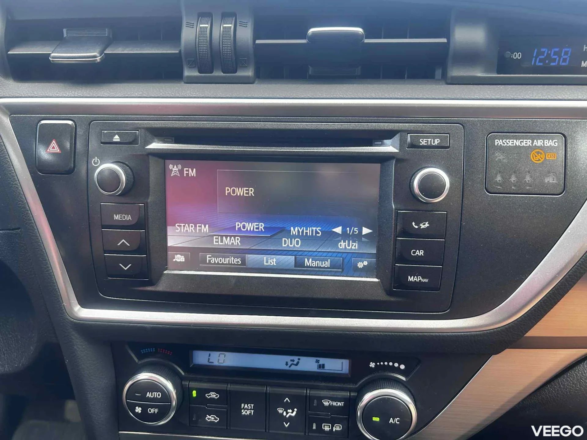 Toyota Auris 1.6 97kW