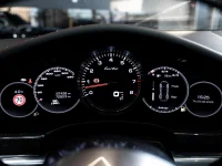 Porsche Panamera 4.0 404kW thumbnail