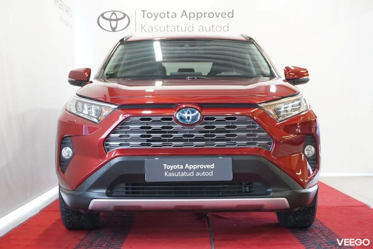 Toyota RAV4 Luxury Plus 2.5 131kW