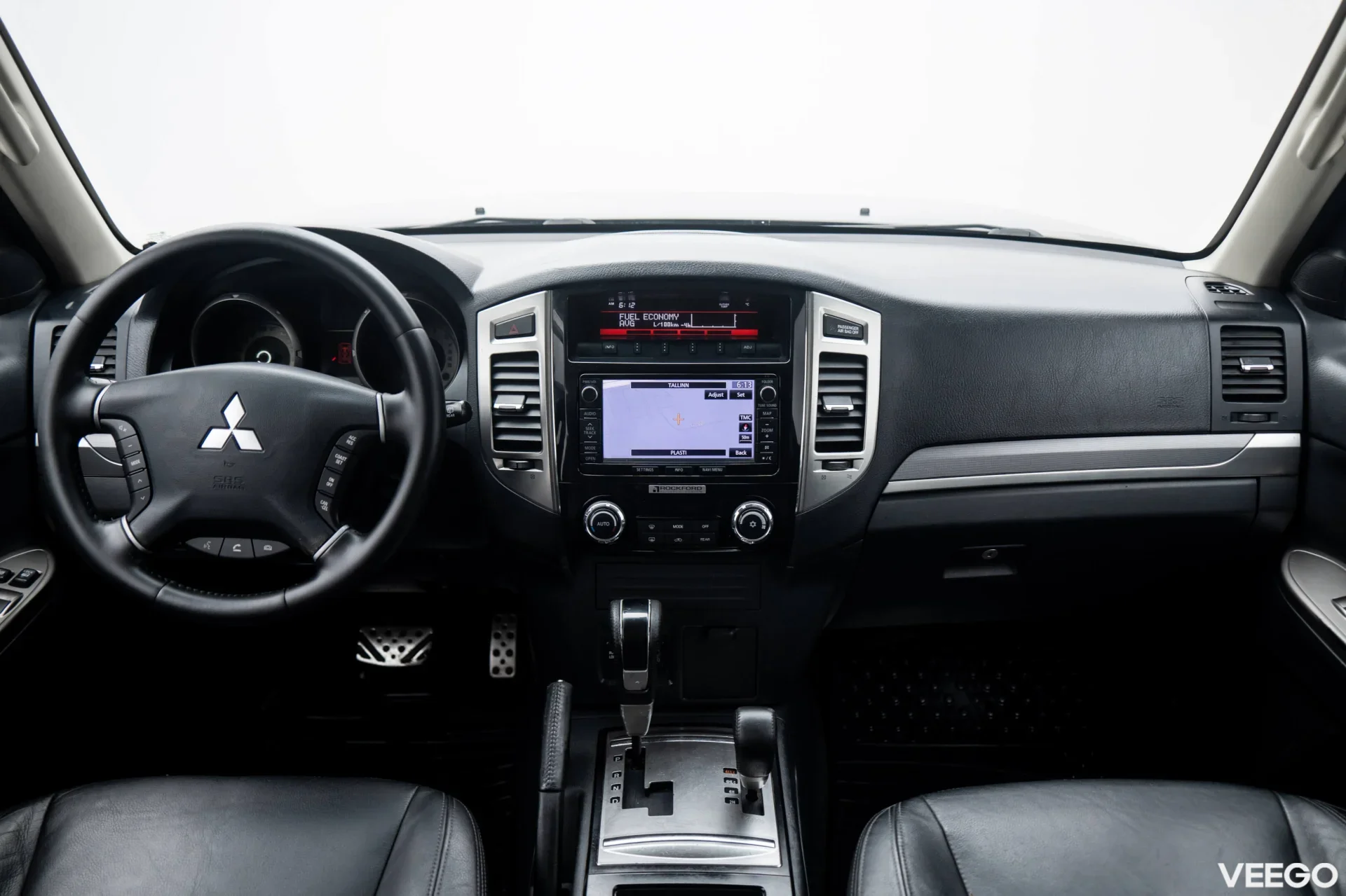 Mitsubishi Pajero Instyle Navi 4WD 3.2 140kW