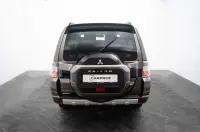 Mitsubishi Pajero Instyle Navi 4WD 3.2 140kW thumbnail