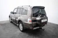 Mitsubishi Pajero Instyle Navi 4WD 3.2 140kW thumbnail