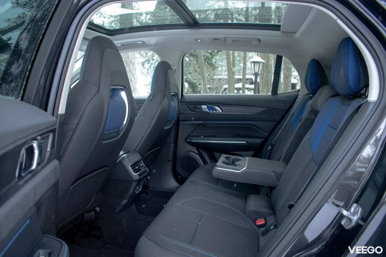 Lynk & Co 01 Recharge MORE Intelli Safe PRO 1.5 192kW