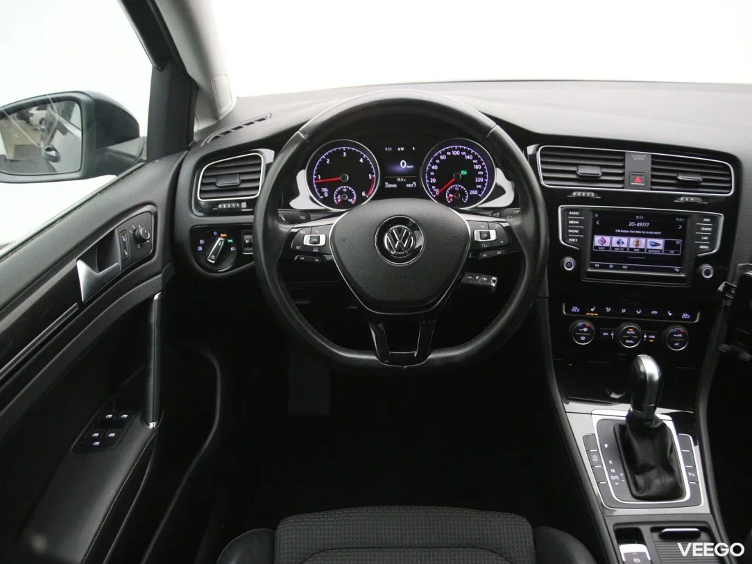 Volkswagen Golf 1.6 81kW