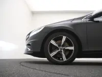 Volvo V40 2 110kW thumbnail