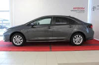 Toyota Corolla Active Hybrid 1.8 72kW thumbnail