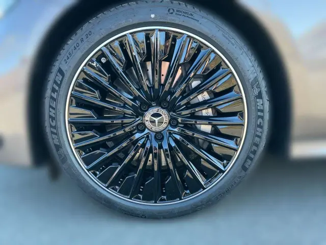 Image of Mercedes-Benz E200 2.0 150kW