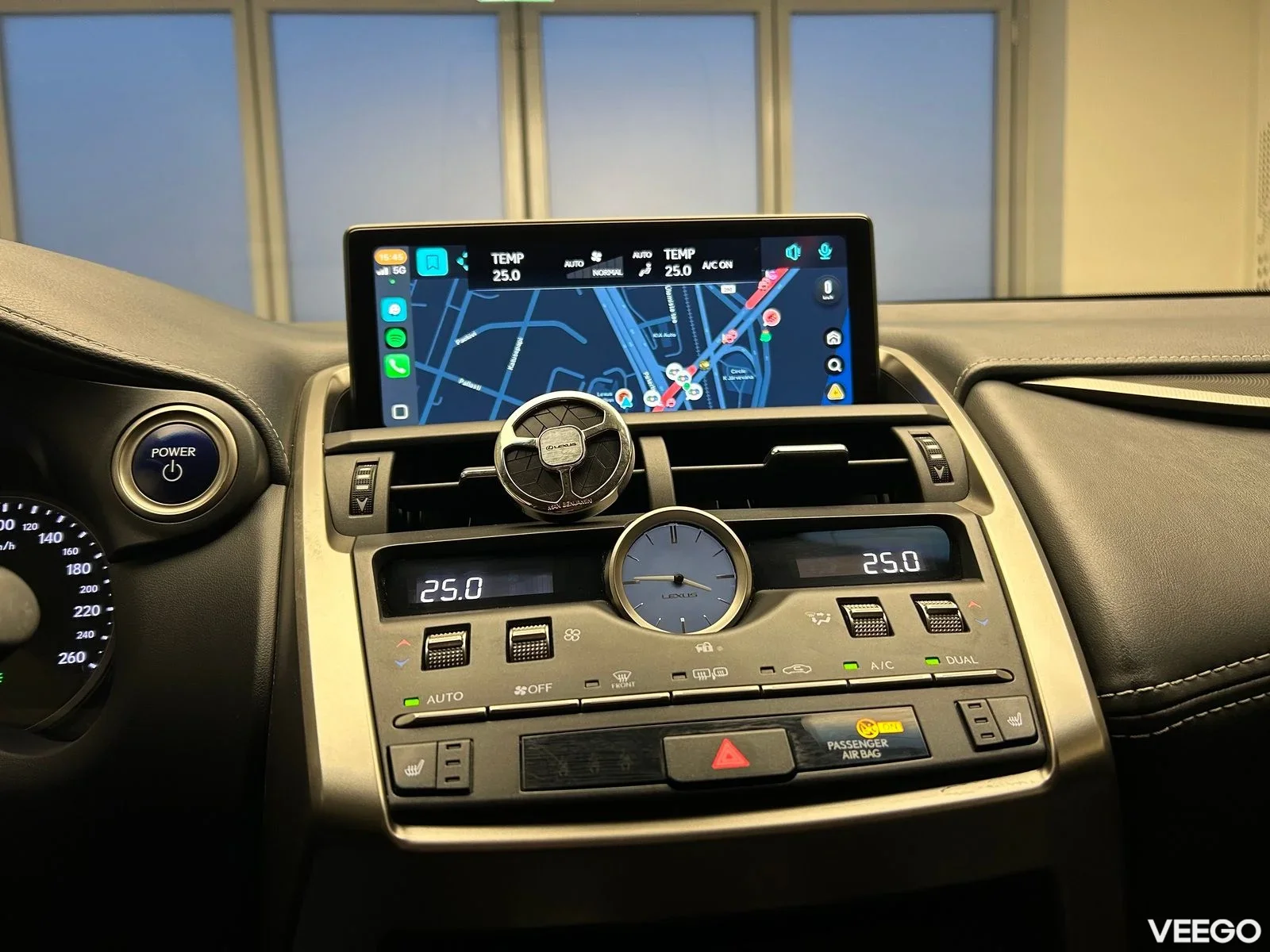 Lexus NX 300h - 114kW