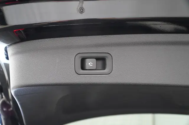 Image of Mercedes-Benz GLE300 200kW