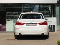 BMW 520 Touring 2 140kW thumbnail