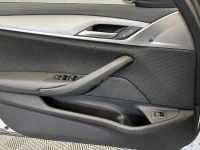 BMW 520 Touring 2 140kW thumbnail