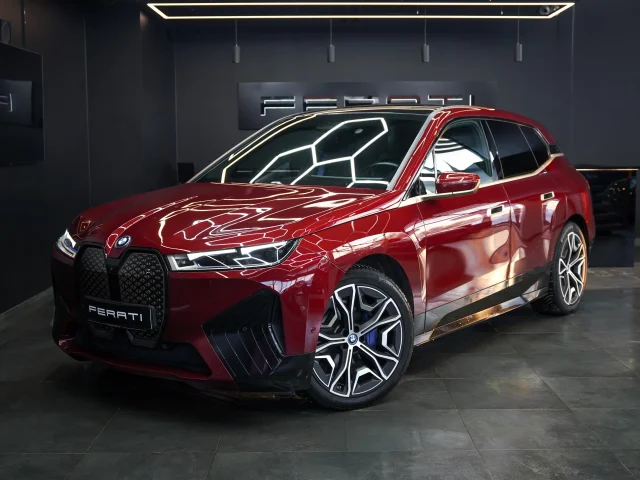 Image of BMW iX 240kW