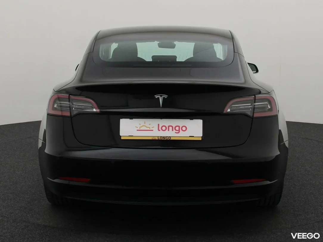 Tesla Model 3 0 208kW