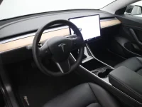 Tesla Model 3 0 208kW thumbnail
