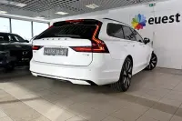 Volvo V90 AWD T6 H&K ULTRA DARK XENIUM INTELLI SAFE PRO 2 293kW thumbnail