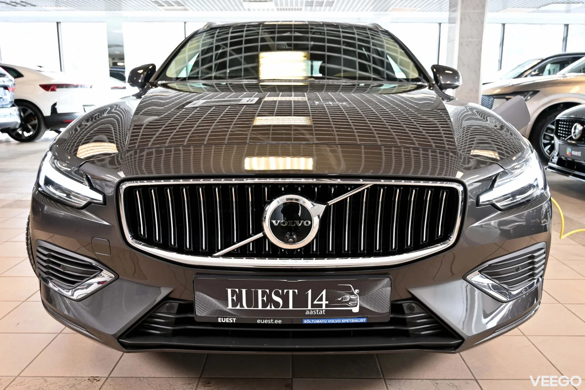 Volvo V60 AWD T6 H&K ULTIMATE BRIGHT XENIUM PRO INTELLI SAFE PRO 2 293kW
