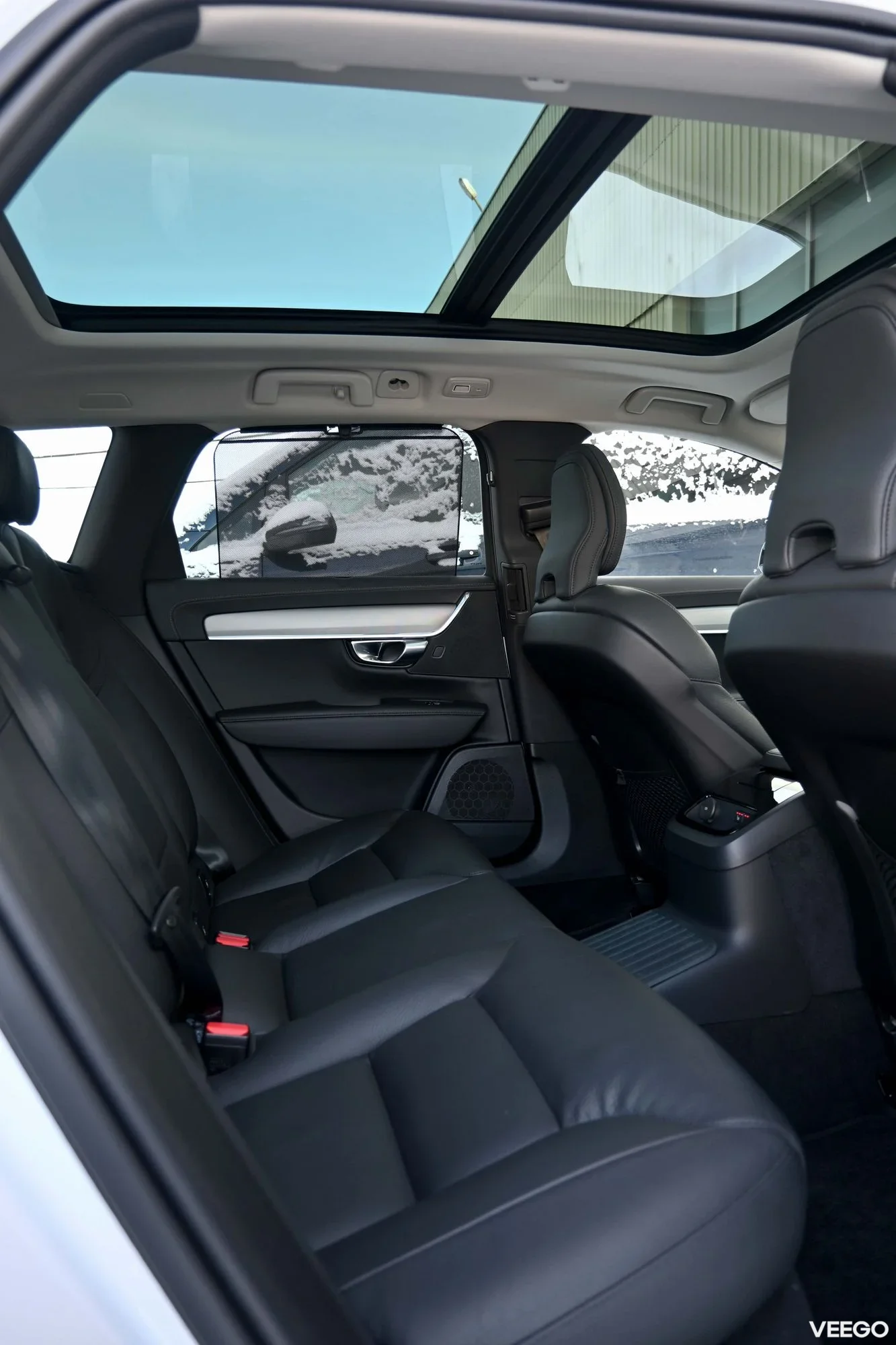 Volvo V90 AWD T6 H&K ULTRA DARK XENIUM INTELLI SAFE PRO 2 293kW