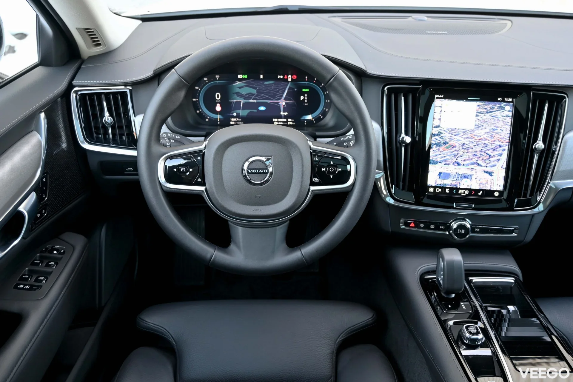 Volvo V90 AWD T6 H&K ULTRA DARK XENIUM INTELLI SAFE PRO 2 293kW