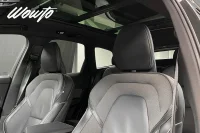 Volvo XC60 B5 AWD 258HK R-Design /Polestar/Drag/Värmare/H/K/4.95% 190kW thumbnail