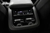 Volvo XC60 B5 AWD 258HK R-Design /Polestar/Drag/Värmare/H/K/4.95% 190kW thumbnail