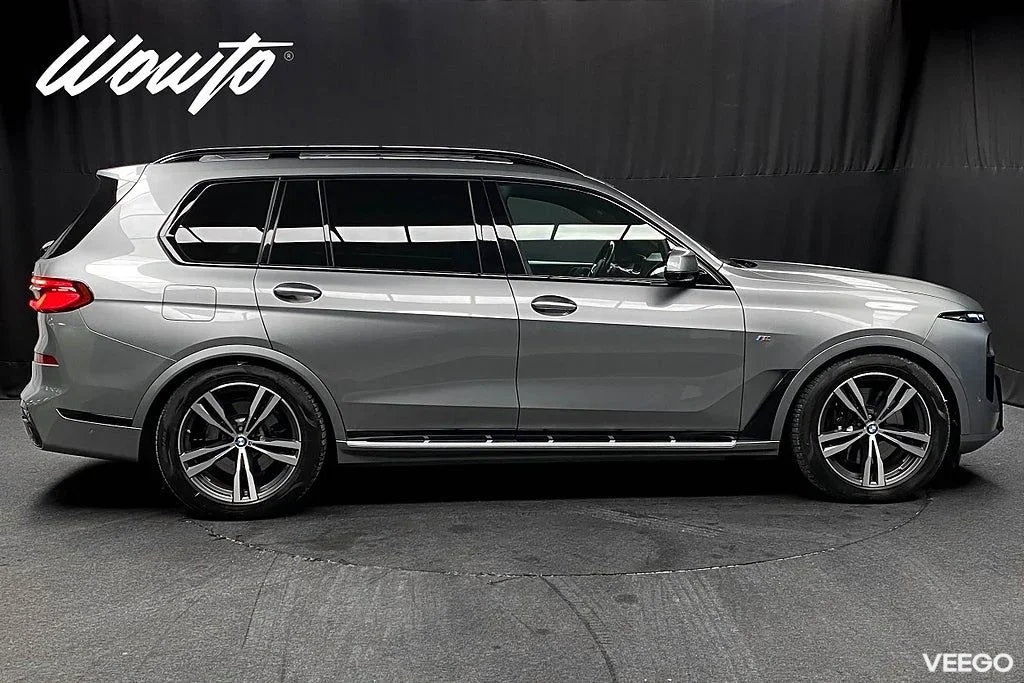 BMW X7 xDrive40d 352HK 7-Sits M-Sport Pro/Sky Lounge/Se Spec/4.95% 259kW