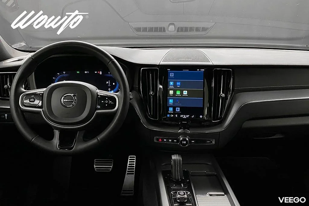 Volvo XC60 B5 AWD 258HK R-Design /Polestar/Drag/Värmare/H/K/4.95% 190kW