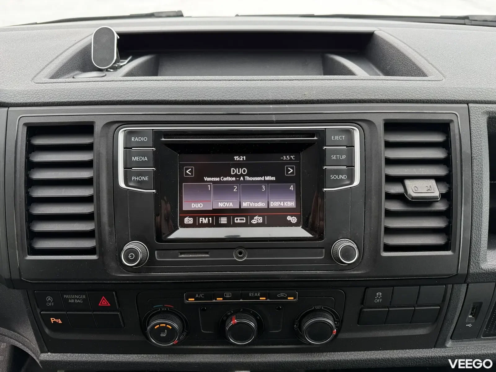 Volkswagen Caravelle Long L2H1 2 75kW