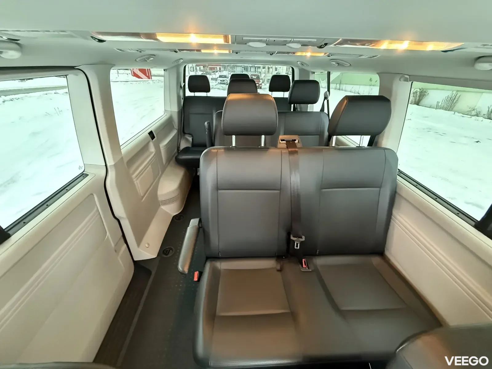 Volkswagen Caravelle Long L2H1 2 75kW