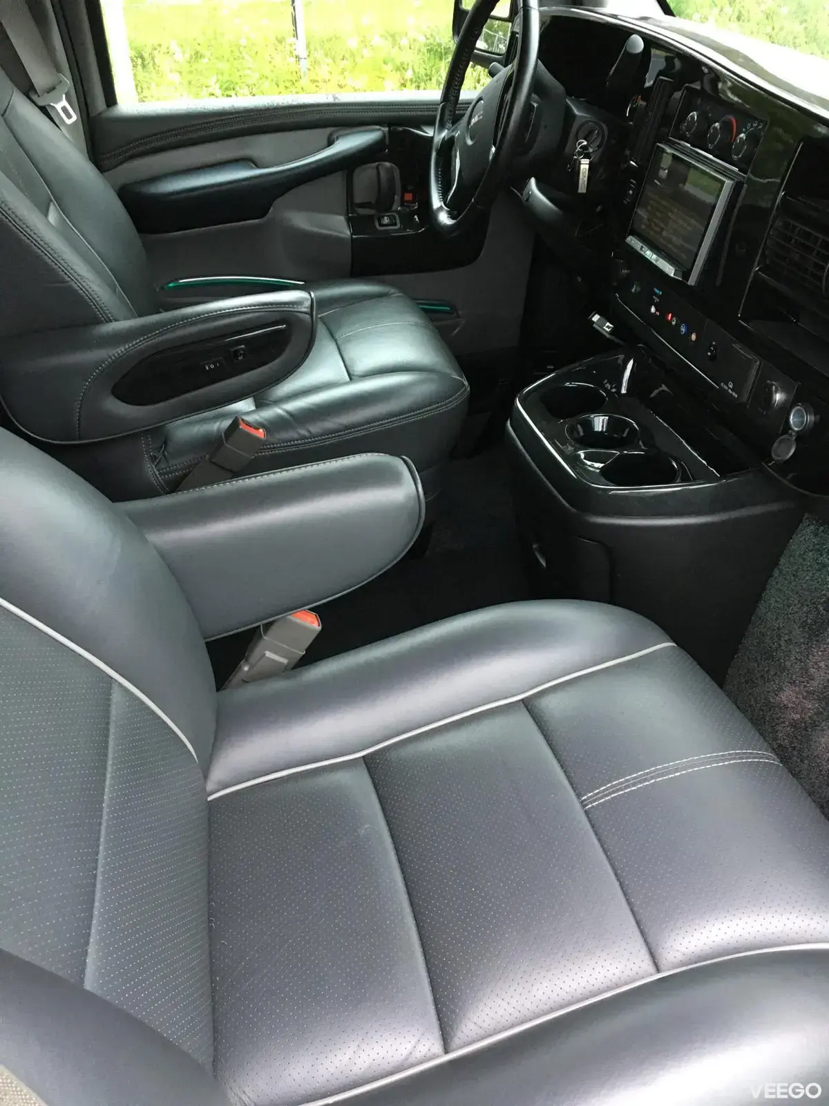 GMC Savana Explorer Limited SE 255kW