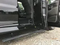 GMC Savana Explorer Limited SE 255kW thumbnail