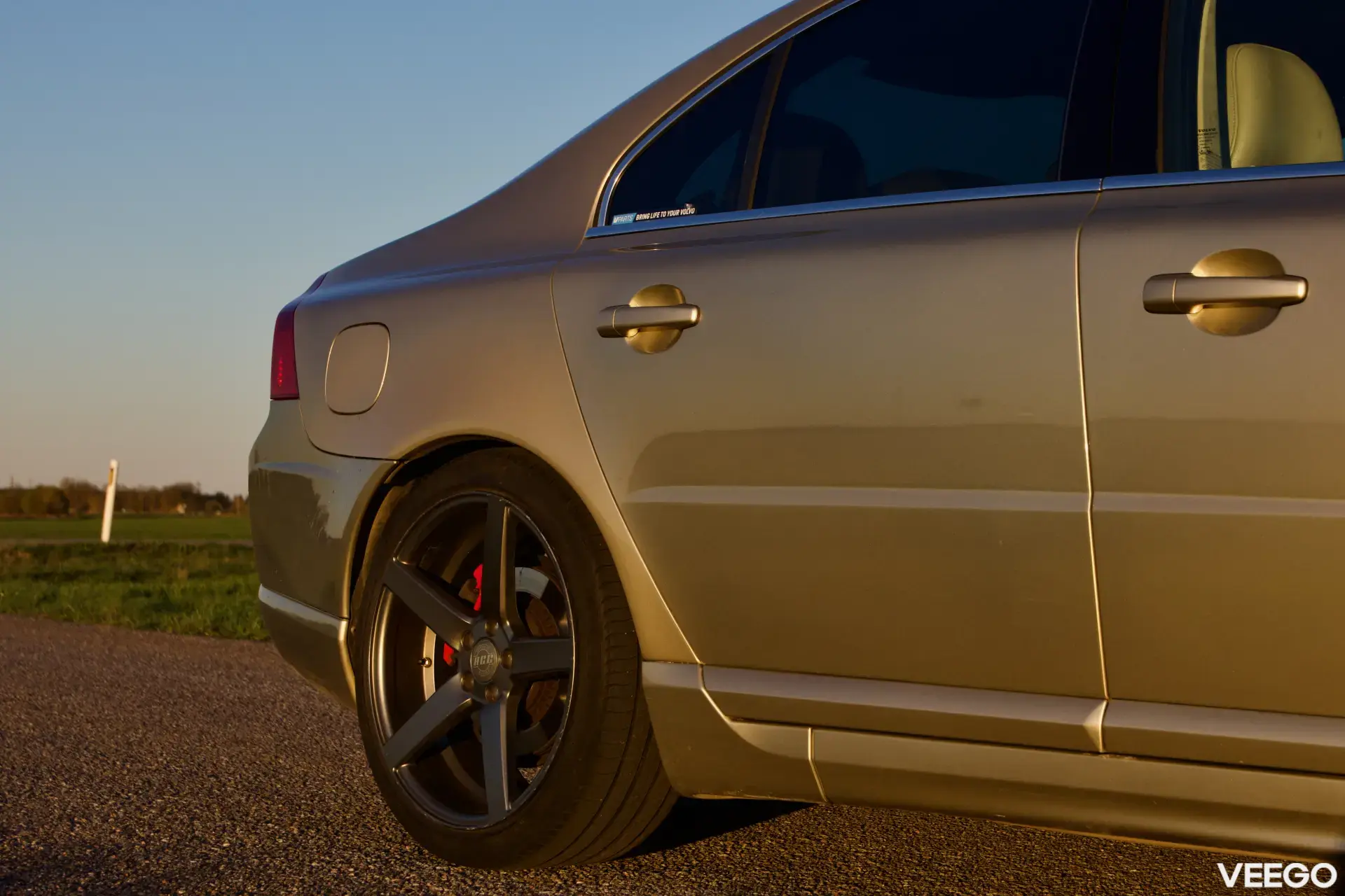 Volvo S80 V8 4.4 232kW