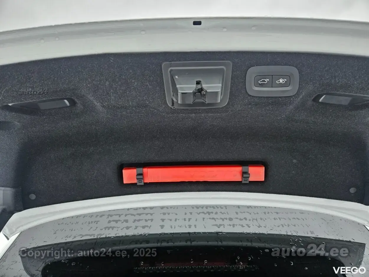 Volvo S90 2.0 140kW