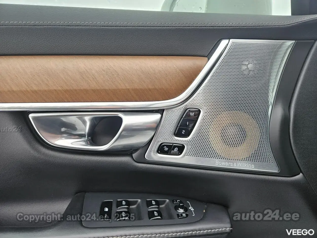 Volvo S90 2.0 140kW