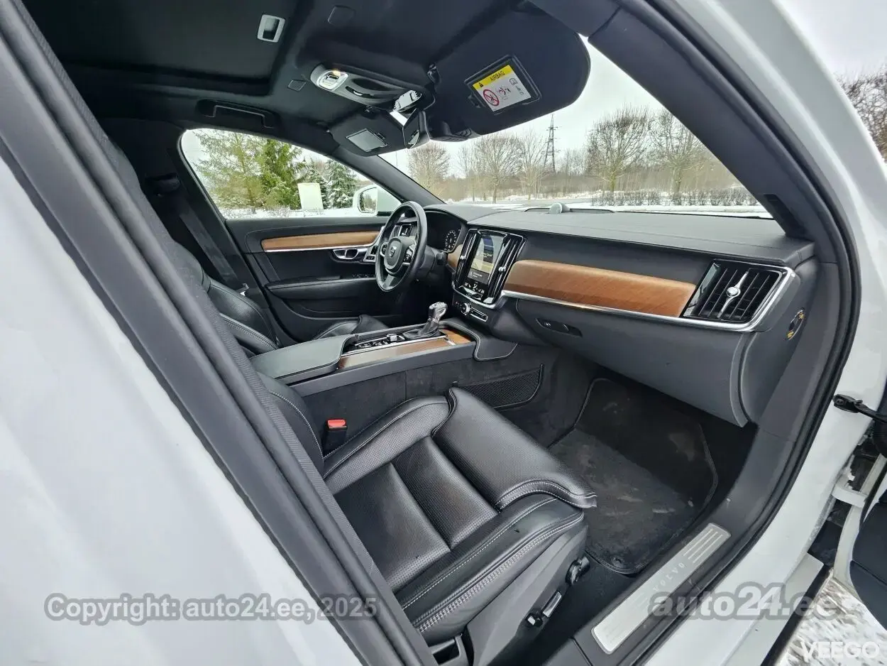 Volvo S90 2.0 140kW