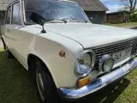 LADA-VAZ 21011 1.3 48kW thumbnail