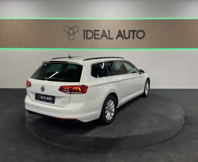 Image of Volkswagen Passat Variant Business 1.5 110kW