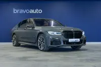 BMW 730 d xDrive M-Sportpakett 3 195kW thumbnail