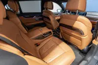 BMW 730 d xDrive M-Sportpakett 3 195kW thumbnail