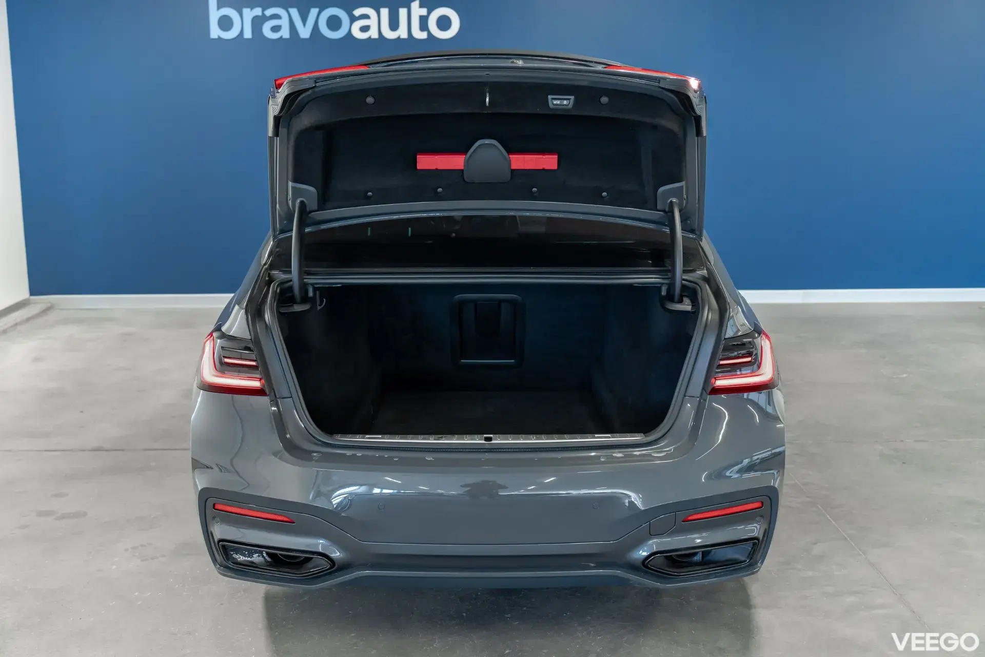 BMW 730 d xDrive M-Sportpakett 3 195kW