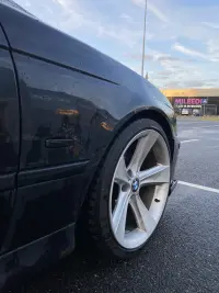 BMW 530 E39 Touring 2.9 142kW thumbnail