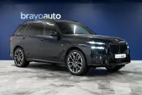 BMW X7 xDrive40d M-Sportpakett PRO 250kW thumbnail