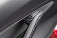 Tesla Model 3 324kW thumbnail