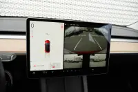 Tesla Model 3 324kW thumbnail