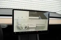 Tesla Model 3 324kW thumbnail