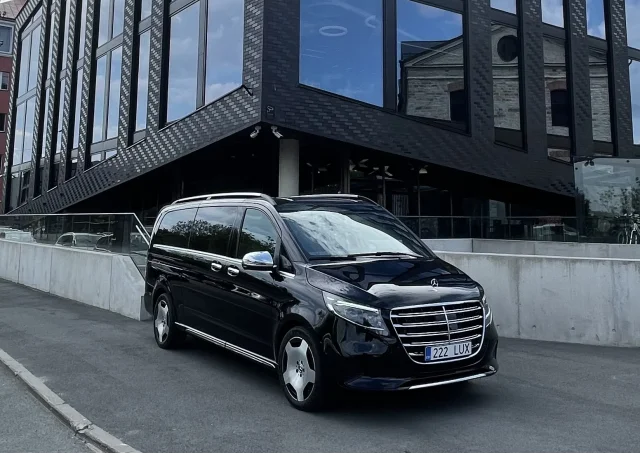 Image of Mercedes-Benz V300 Exlusive A3 Extra Long 2.0 174kW