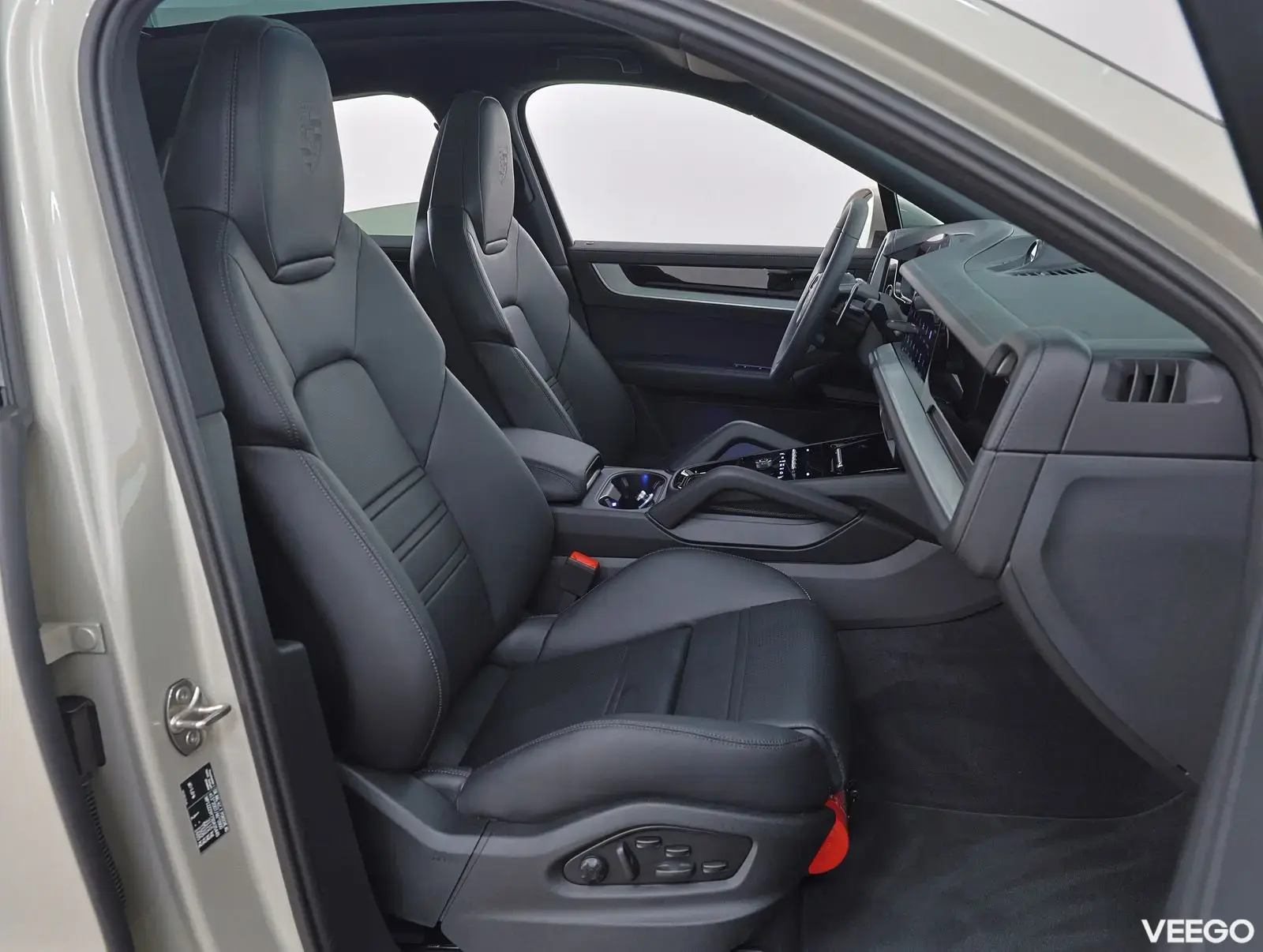Porsche Cayenne E-Hybrid Coupe 346kW