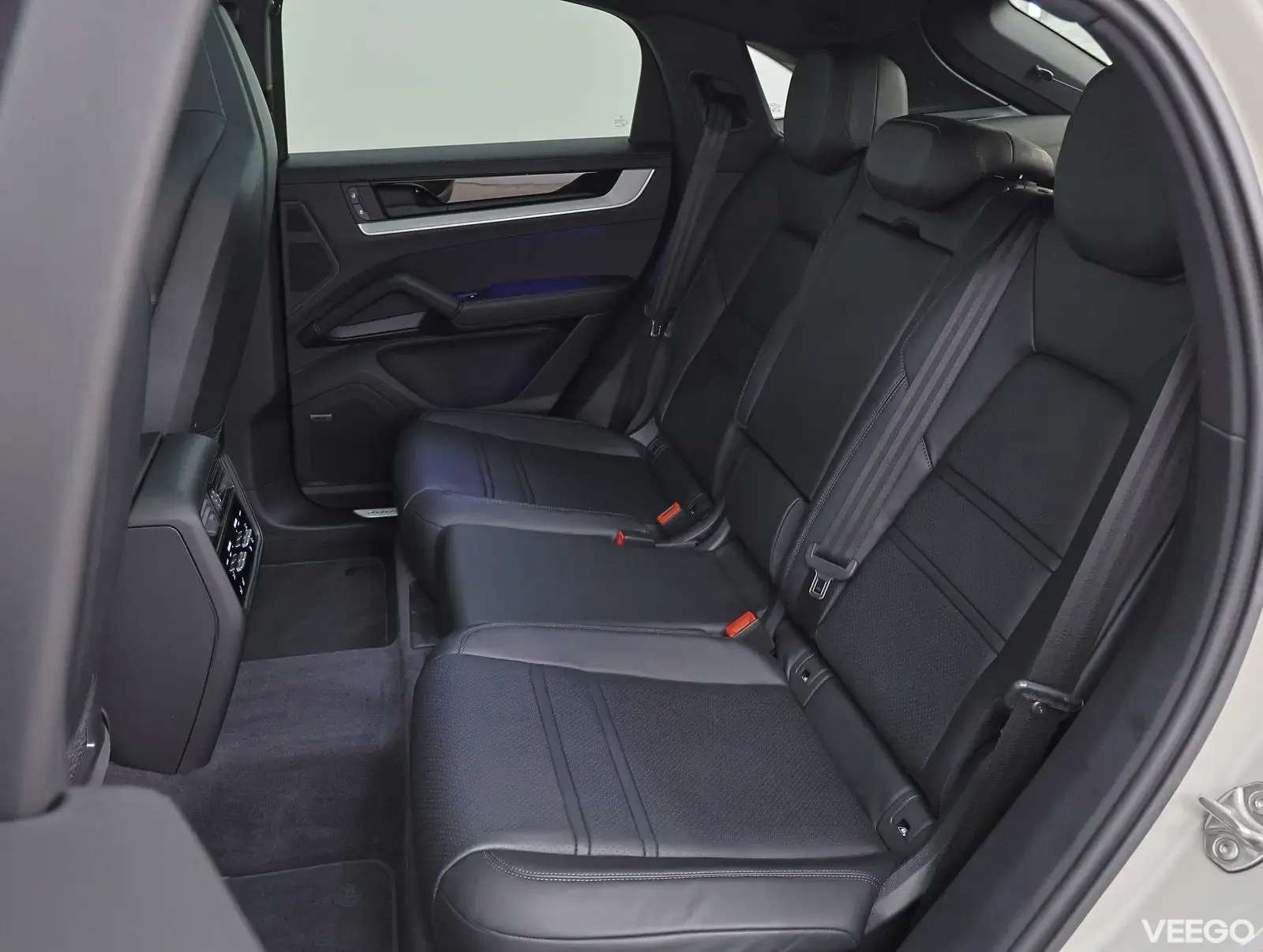Porsche Cayenne E-Hybrid Coupe 346kW