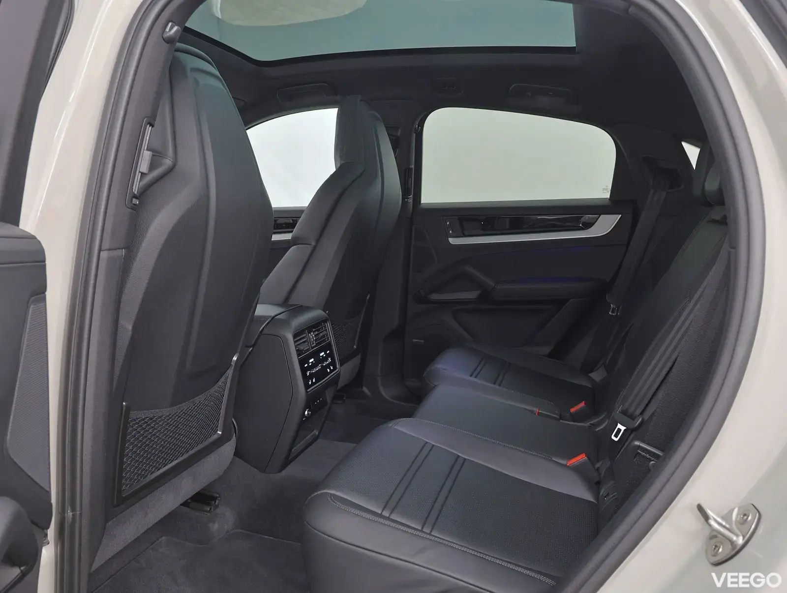 Porsche Cayenne E-Hybrid Coupe 346kW