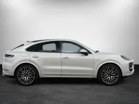 Porsche Cayenne E-Hybrid Coupe 346kW thumbnail