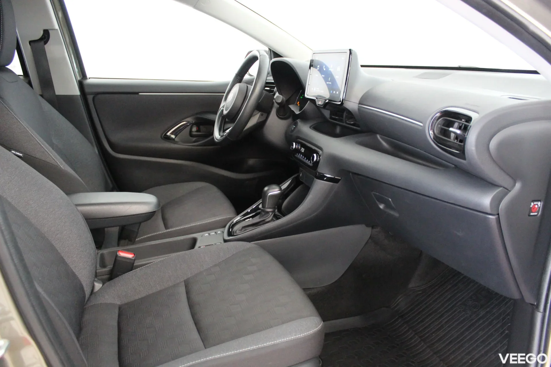 Toyota Yaris Active Plus Hybrid 1.5 68kW